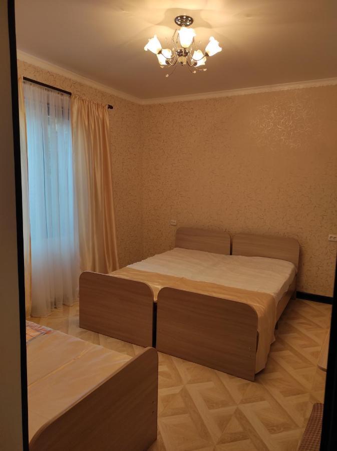 Гостевой Дом Лума Hotel ซุคุม ภายนอก รูปภาพ