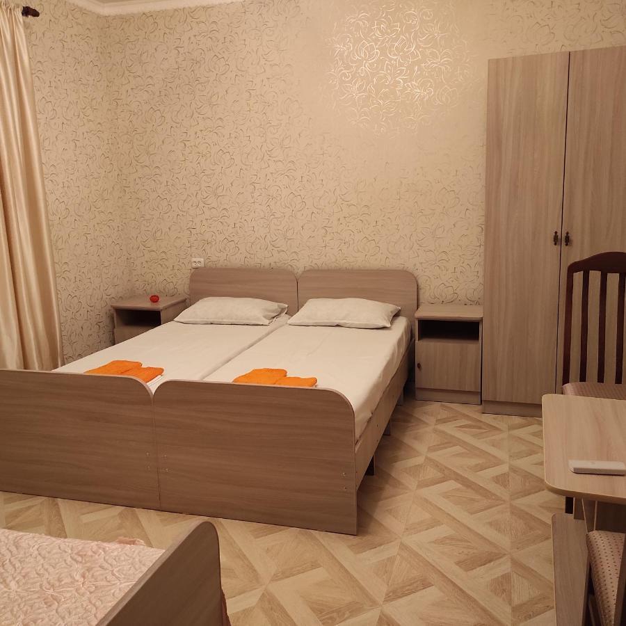 Гостевой Дом Лума Hotel ซุคุม ภายนอก รูปภาพ